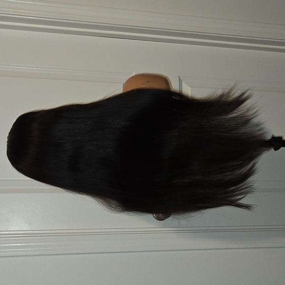 24" Virgin Malaysian Full Lace Wig - Picture 4 of 9